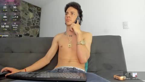 Snapshot of maxxx_bigcock chatting on June 29, 3:35 am Max online show from June 29, 3:35 am