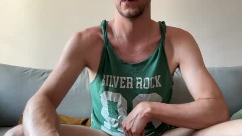 MaxXxurbate online show from July 8, 12:20 pm