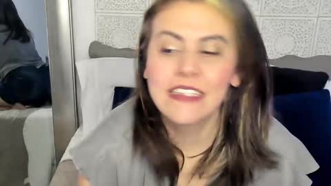 Victoria online show from December 14, 12:44 am