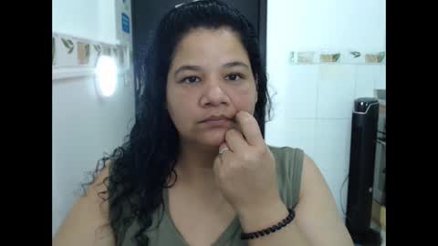 may_fk online show from November 4, 5:17 am