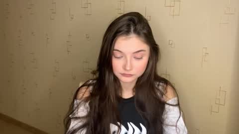 may online show from November 8, 2:39 pm