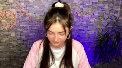 Snapshot of may_rollins chatting on June 24, 4:17 pm may online show from June 24, 4:17 pm