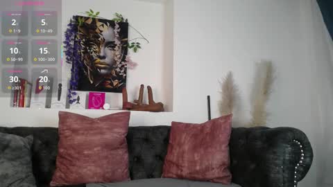 may_wood online show from October 9, 12:03 pm