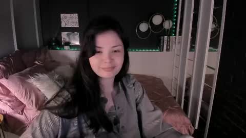 Snapshot of maya___muse chatting on July 14, 5:56 am Maya online show from July 14, 5:56 am