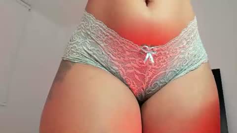 Snapshot of maya__fox chatting on June 25, 12:54 am OF mayitta19 online show from June 25, 12:54 am