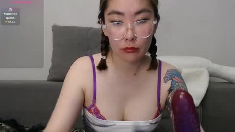 maya_kumashiro online show from May 10, 8:14 pm