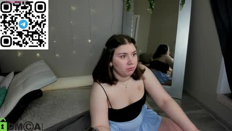 Snapshot of maya_raay chatting on May 17, 1:03 am Maya online show from May 17, 1:03 am