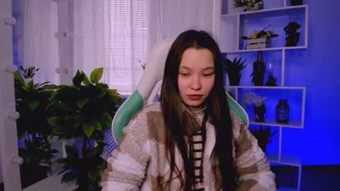 Maya online show from March 3, 7:14 am