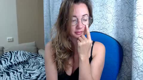 Maya online show from October 24, 4:53 am