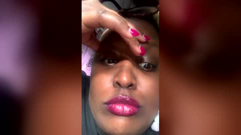 mayafarah online show from April 14, 6:36 pm