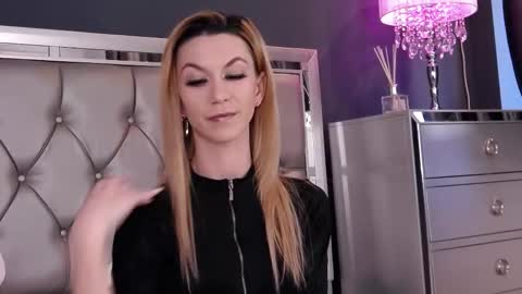 Maya online show from March 3, 12:22 pm