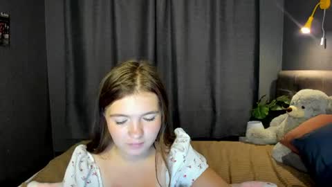 Snapshot of mayajade chatting on July 28, 12:48 pm mayajade online show from July 28, 12:48 pm