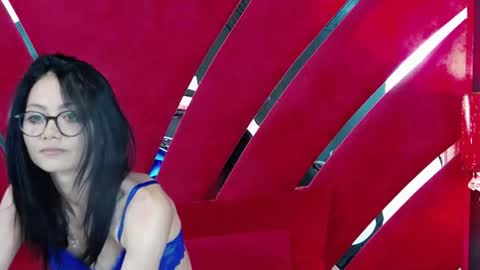 Snapshot of mayaleey chatting on June 15, 4:20 pm Maya online show from June 15, 4:20 pm