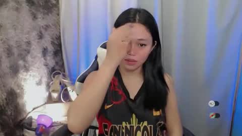 mayasally_ online show from February 1, 7:07 am