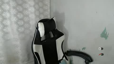 mayasally_ online show from March 19, 9:02 am