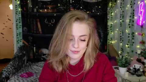 Snapshot of maybe_yours333 chatting on April 25, 4:04 pm maybe_yours333 online show from April 25, 4:04 pm