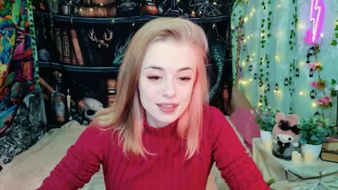 Snapshot of maybe_yours333 chatting on May 29, 11:19 am maybe_yours333 online show from May 29, 11:19 am