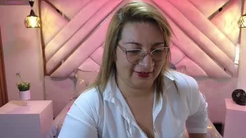 Snapshot of maylinleee chatting on January 31, 8:12 pm Mailyn online show from January 31, 8:12 pm