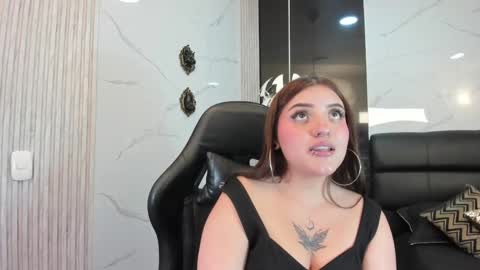 Maylin online show from February 12, 5:05 am