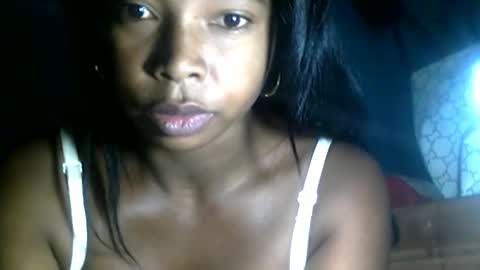 Snapshot of mayolu586 chatting on May 10, 3:01 am Maya online show from May 10, 3:01 am