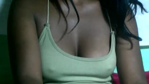 Snapshot of mayolu586 chatting on May 20, 6:08 am Maya online show from May 20, 6:08 am
