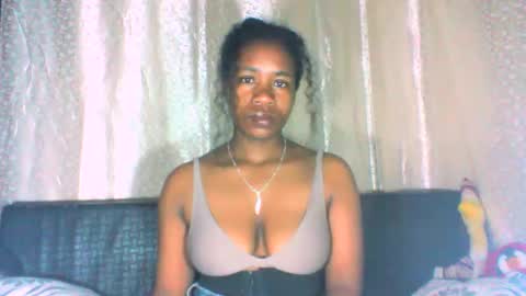 mayrah online show from October 31, 9:38 pm