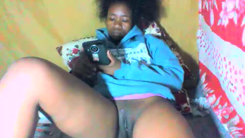 mayrah online show from November 15, 7:49 am