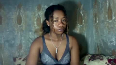 mayrah online show from January 12, 5:56 am