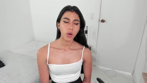 mazikeen_18 online show from February 28, 7:15 pm