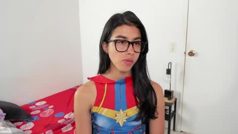 mazikeen_18 online show from May 6, 12:54 pm