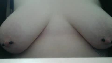 Snapshot of mazydaizy chatting on December 2, 4:18 am mazydaizy online show from December 2, 4:18 am