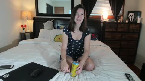 Snapshot of mbbc35 chatting on October 14, 3:13 pm  Ill be back soon online show from October 14, 3:13 pm