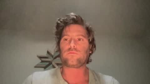 Snapshot of mbnc chatting on December 9, 8:00 am lol online show from December 9, 8:00 am