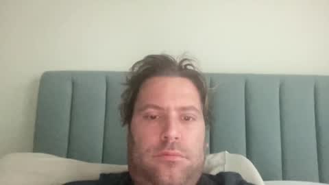 Snapshot of mbnc chatting on December 19, 1:51 pm lol online show from December 19, 1:51 pm