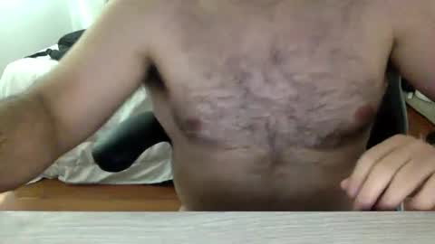 Snapshot of mbotve chatting on September 22, 6:32 pm VzlaMan online show from September 22, 6:32 pm