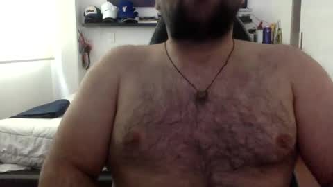 Snapshot of mbotve chatting on April 5, 4:26 pm VzlaMan online show from April 5, 4:26 pm