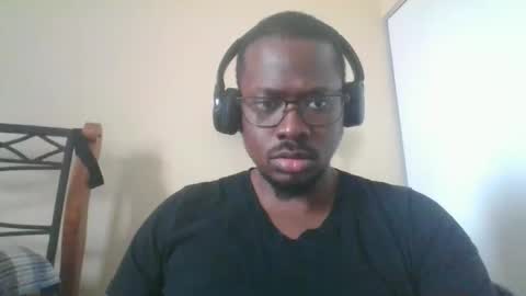 Mark online show from April 12, 8:14 pm