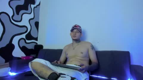   online show from August 6, 2:24 am