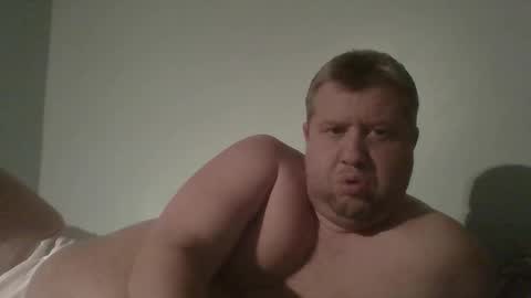 Snapshot of mckhero chatting on November 30, 11:42 pm Sean online show from November 30, 11:42 pm