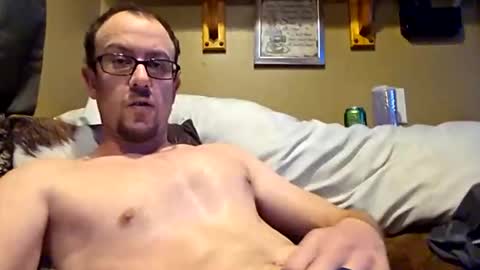 mclovinmackay online show from November 15, 4:10 am