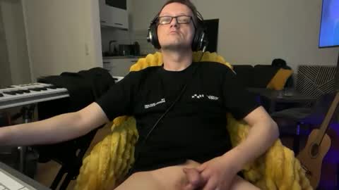 Mike online show from February 20, 9:59 pm