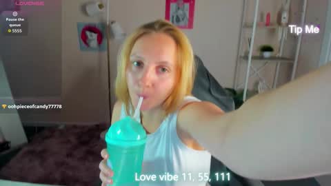 Melissa online show from February 20, 6:26 am