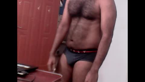 Snapshot of me_hai12 chatting on December 3, 12:13 am me_hai12 online show from December 3, 12:13 am