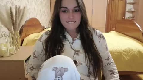 Snapshot of me_lissa_sun chatting on February 9, 4:46 am Melissa online show from February 9, 4:46 am