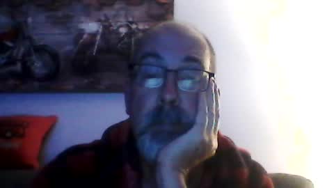 Snapshot of meathome3 chatting on July 18, 9:46 am me at home online show from July 18, 9:46 am