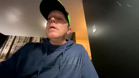 Snapshot of mecanoboy78 chatting on December 14, 1:55 am mecanoboy78 online show from December 14, 1:55 am