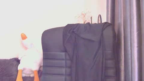 Oltereodora-lima online show from November 25, 11:10 am