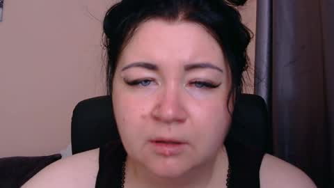 Oltereodora-lima online show from August 5, 5:21 am