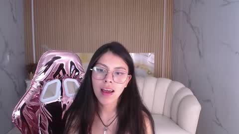 Snapshot of medusa11_s chatting on October 4, 8:18 pm medusa11_s online show from October 4, 8:18 pm