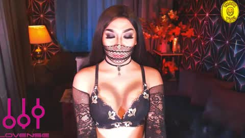 Snapshot of medusaprey chatting on February 17, 12:32 am THE QUEEN ALPHA Queen Medusa Prey online show from February 17, 12:32 am